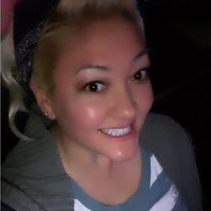 Meet your Posher, Anissa